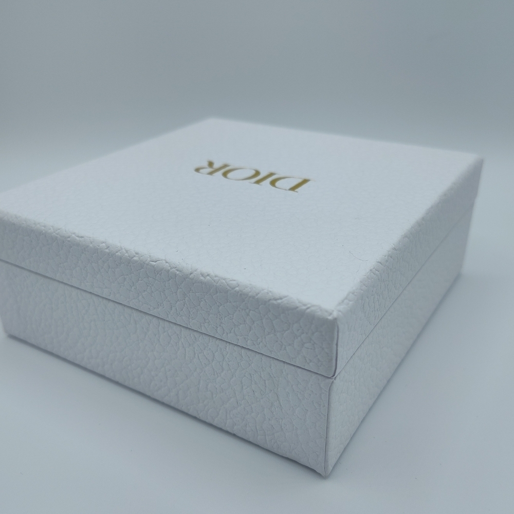 Dior Textured White Gift Box & Card Gold Logo 5x5 Hard Box Case Packaging NWOT - Picture 6 of 15
